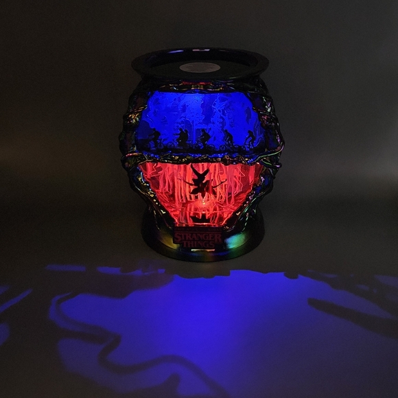 Bath & Body Works Stranger Things Light Up 3-Wick Candle Holder The Upside Down - Picture 2 of 7